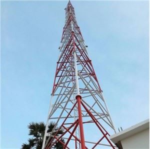 3-Torre de mástil arriostrada con patas Torre de acero para telecomunicaciones de telefonía celular