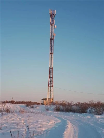 Torre de comunicación de acero de la torre de telecomunicaciones de la microonda del tubo del enrejado para la construcción 5G